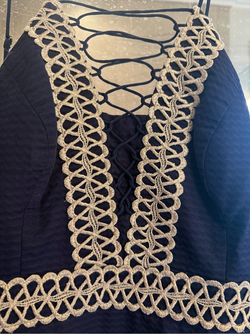 Lilly Pulitzer Navy Lace-Up Trim Shift Dress | Style 29753 | Size 2 | Worn Once - Picture 2 of 4
